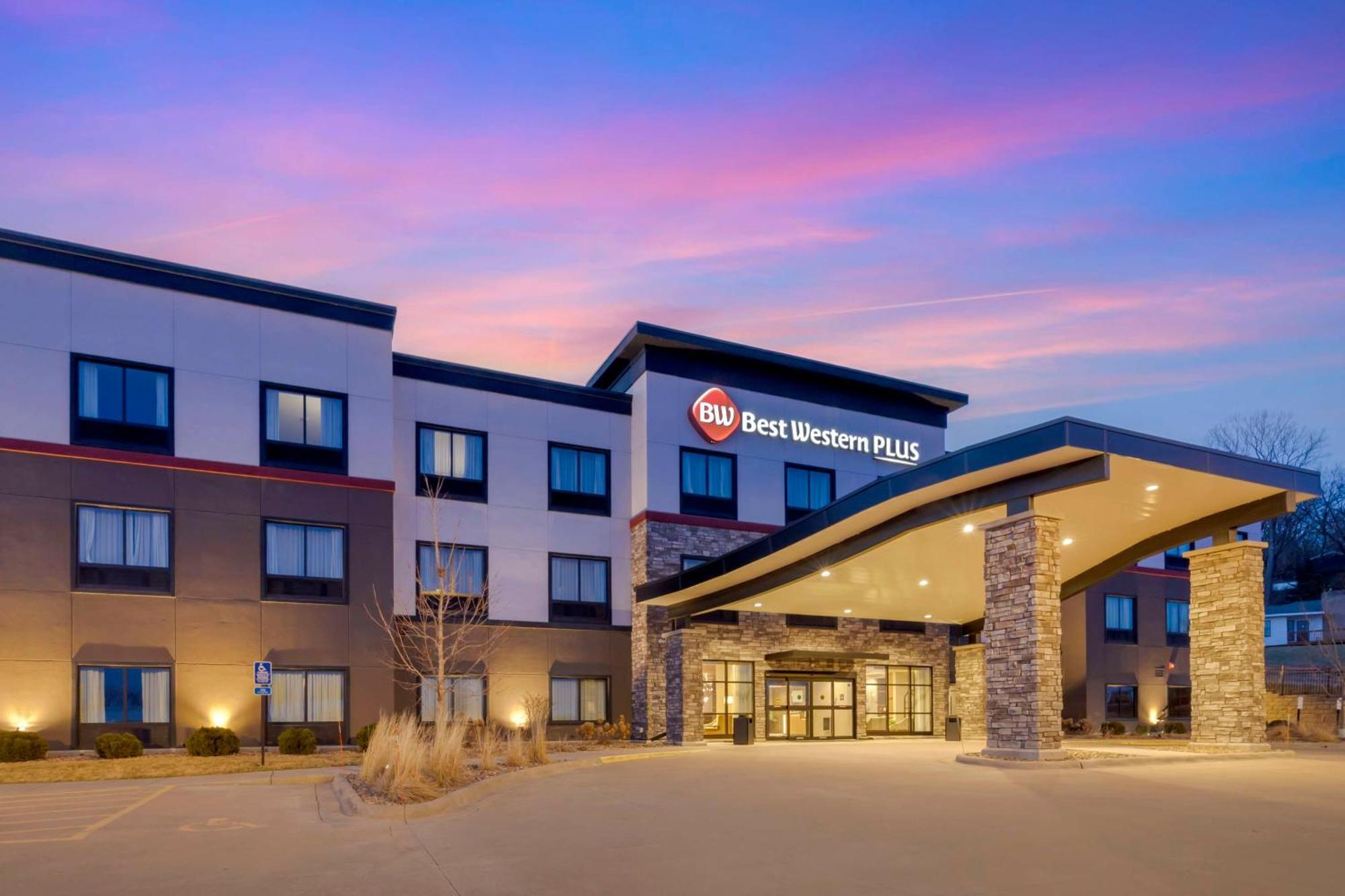 Best Western Plus Lacrescent - Lacrosse La Crescent Exterior photo